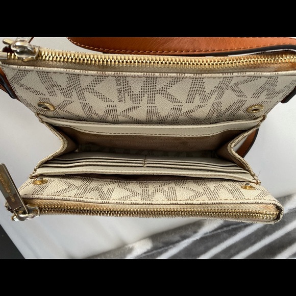 Michael Kors crossbody small bag - Picture 5 of 5